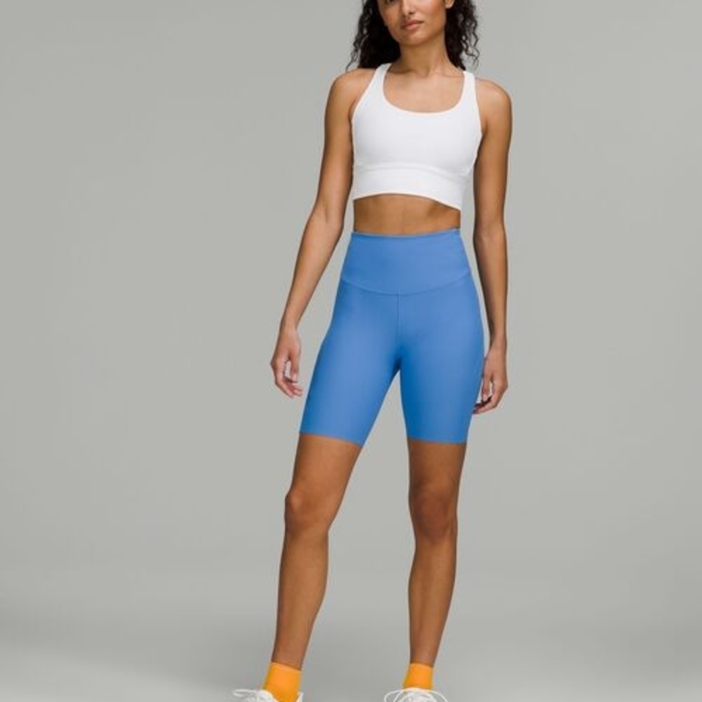 Lululemon Align High-Rise Short 8"
Blue Nile